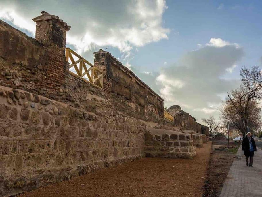 Eco Alojamiento La Cartuja De Talamanca Talamanca de Jarama Eksteriør billede